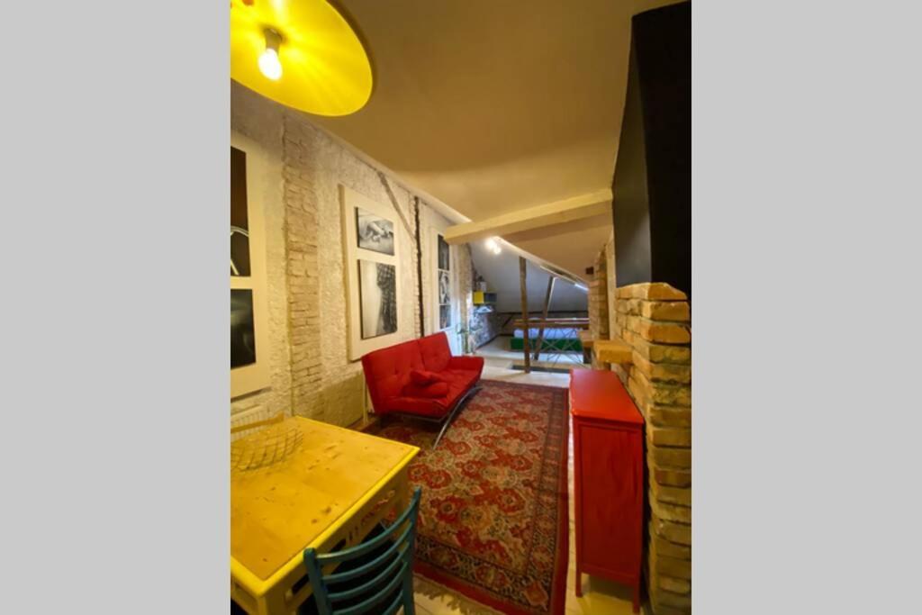 The House A La Cluj Vila Exterior foto