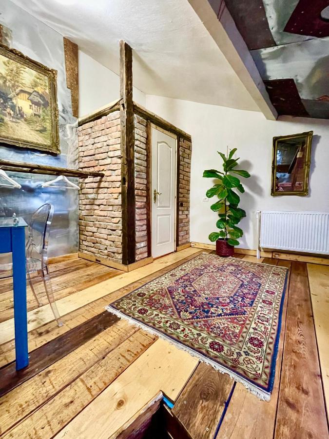 The House A La Cluj Vila Exterior foto